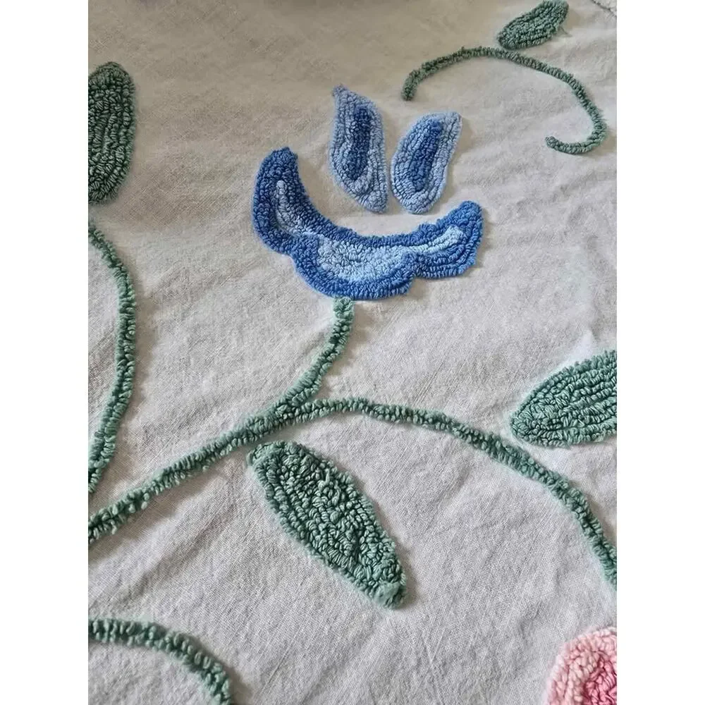 Unbranded vintage chenille
