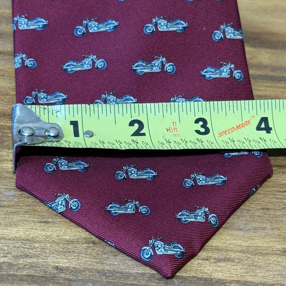 Structure measurements width