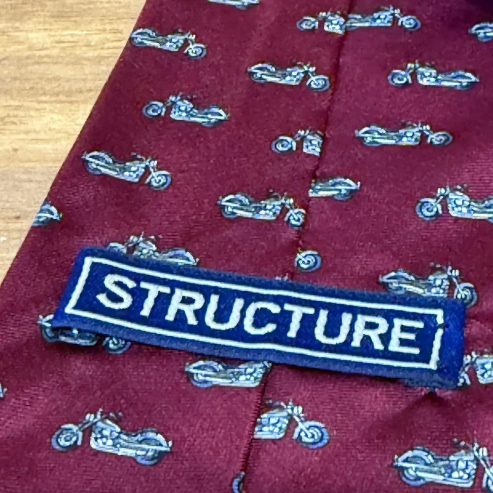 Structure measurements width