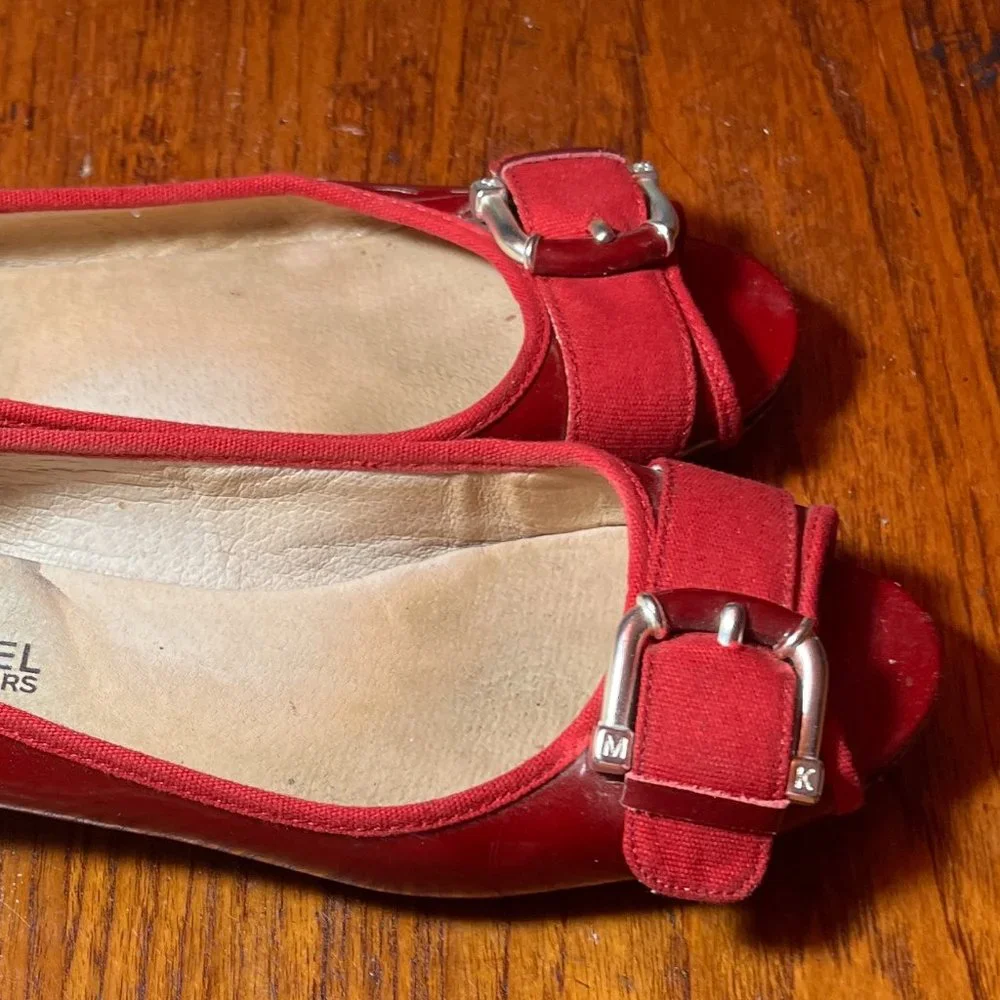 Michael Kors size 6 red shoes