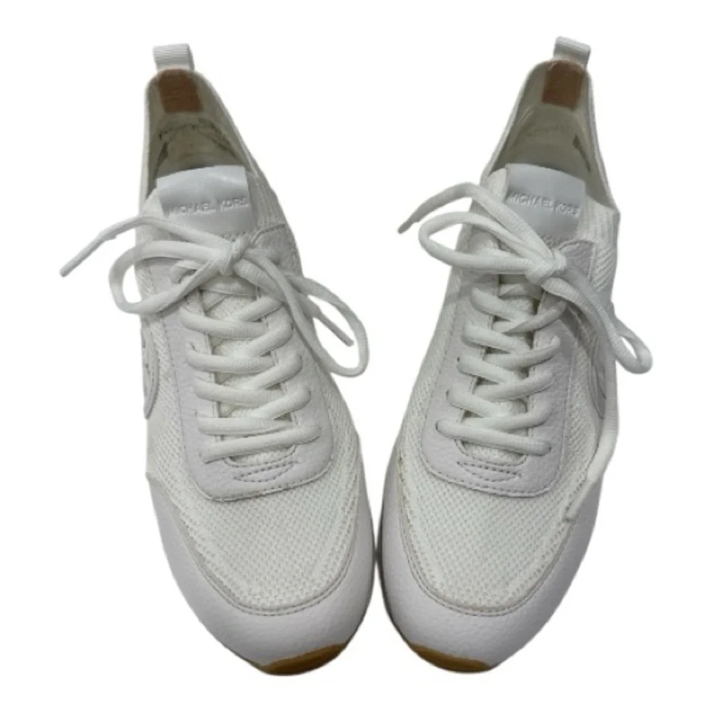 MICHAEL KORS Jenkins Stretch Knit Trainer In white gold size 8.5
