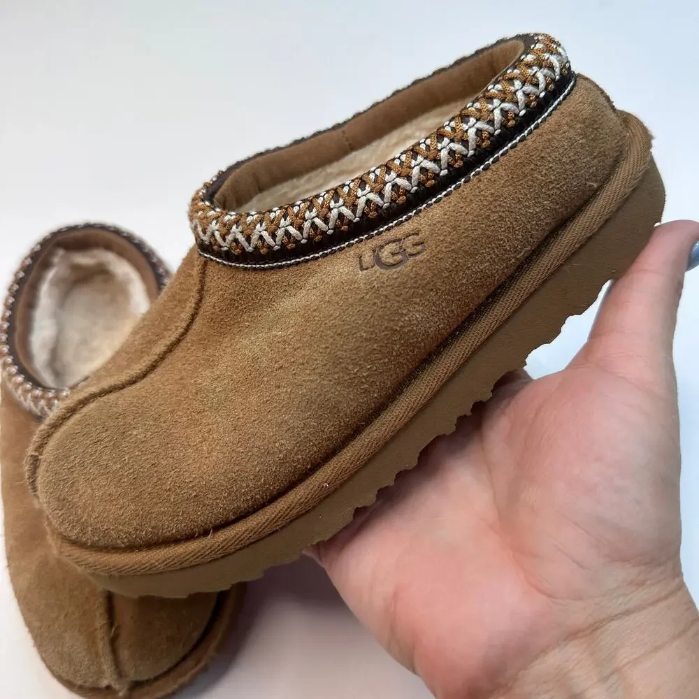 UGG good size