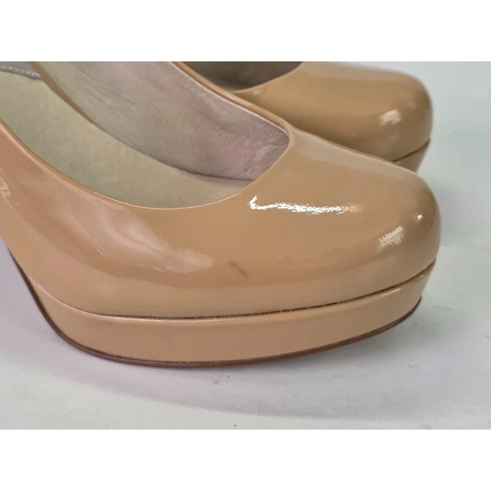 Michael Kors Women's Heels Size 6.5 M Beige Patent Leather Platform Pumps Shoes‎