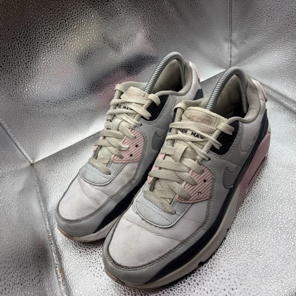 Nike shape jogging