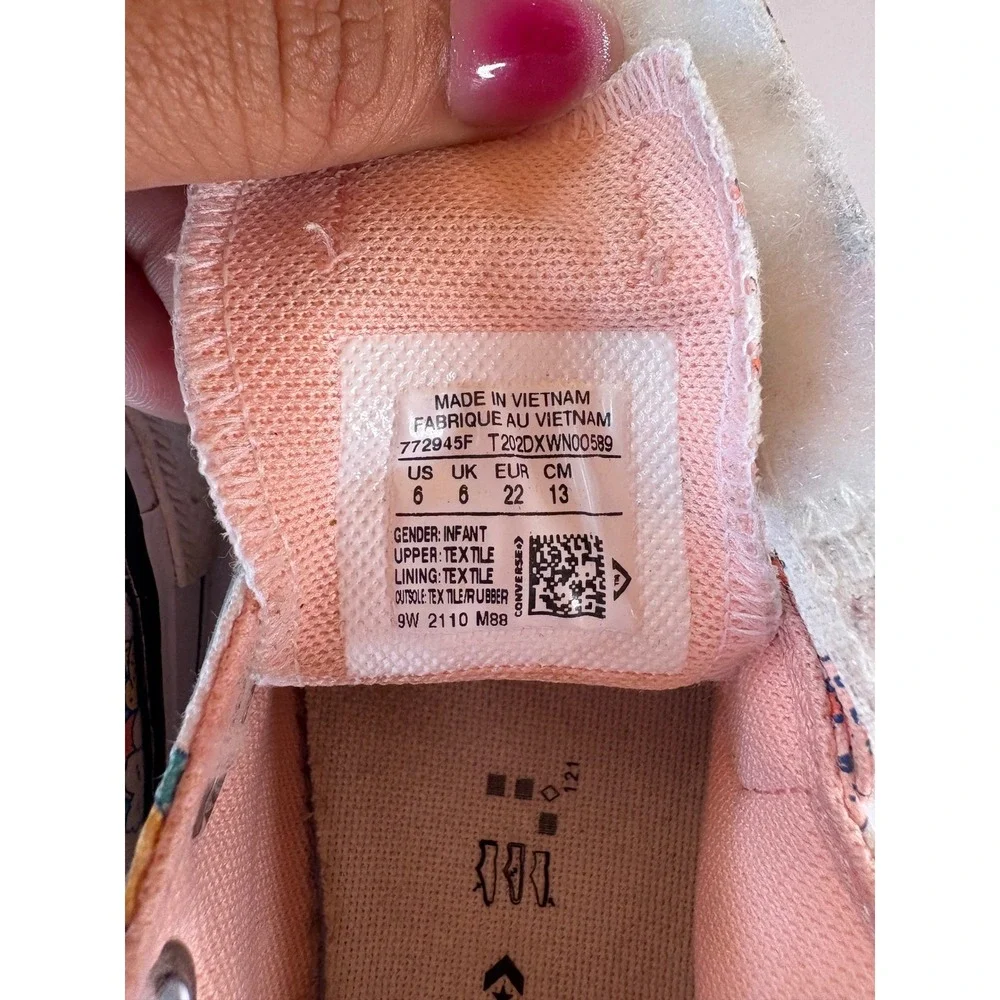 Converse adorable toddler