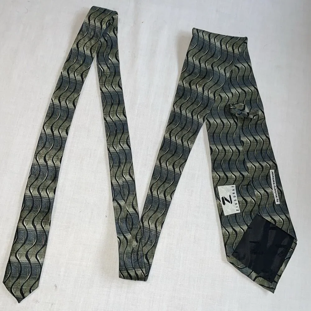 Mulberry Neckwear this mens