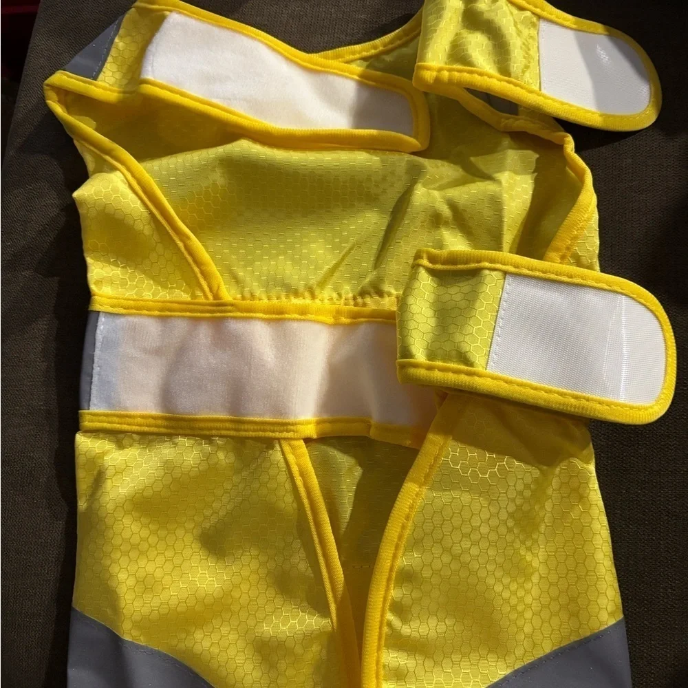 N/A dog vest