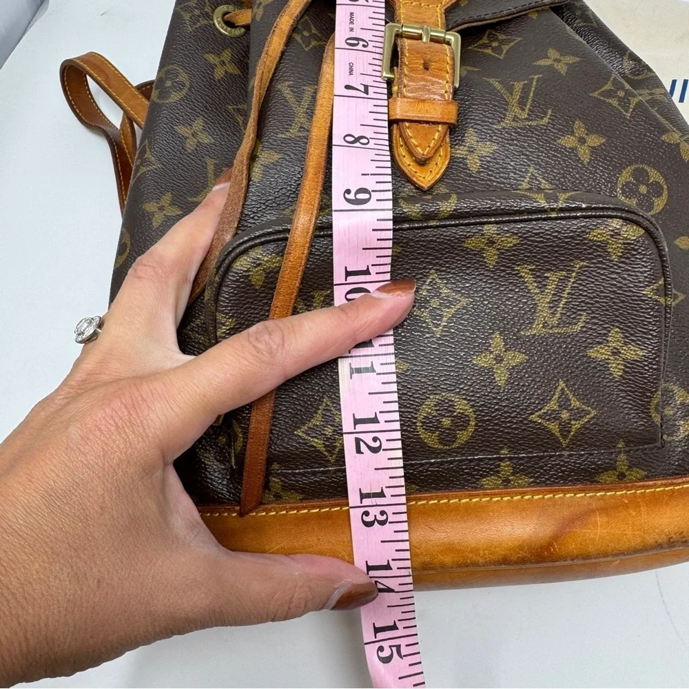 Louis Vuitton discover elegance