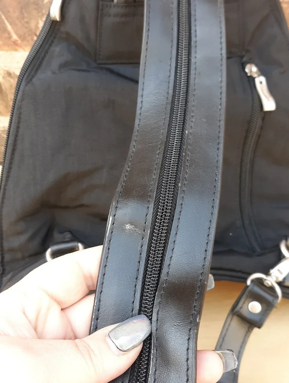 Baggallini triangle mini