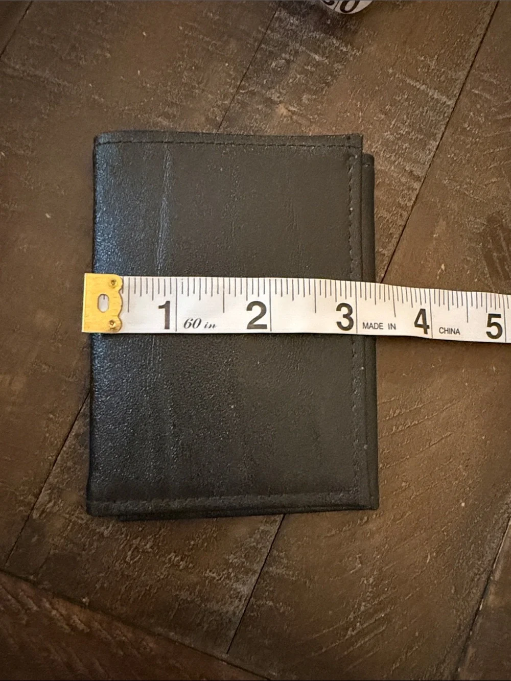 None compact black