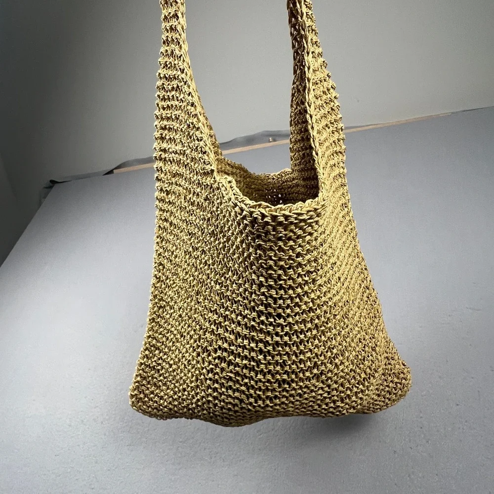 N/A woven straw
