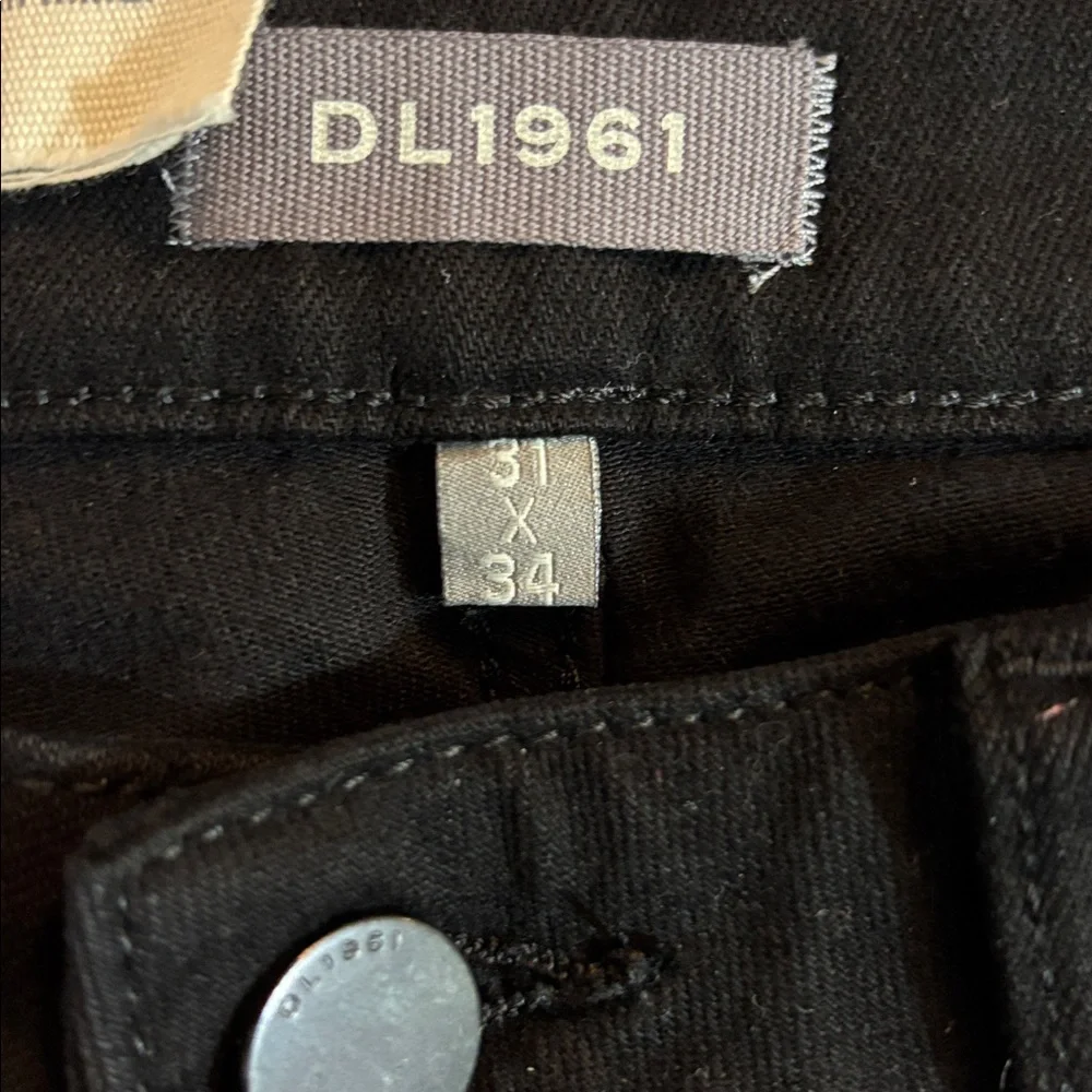 DL1961 nwt