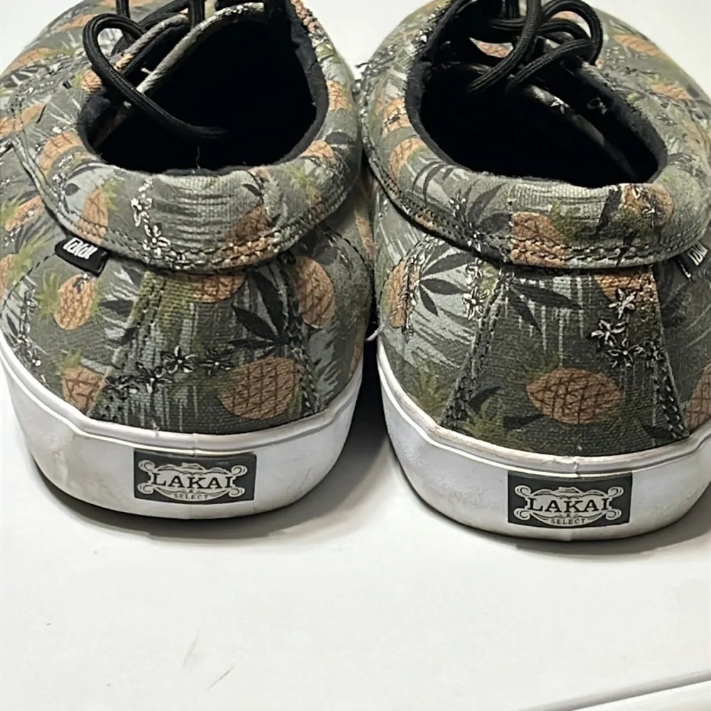 Lakai very good