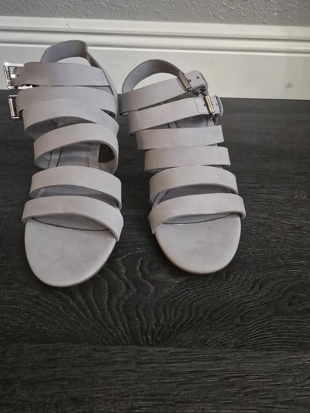Lauren Ralph Lauren Aleigh Leather Strappy Wedge Sandals Gray Size 9B NWOB