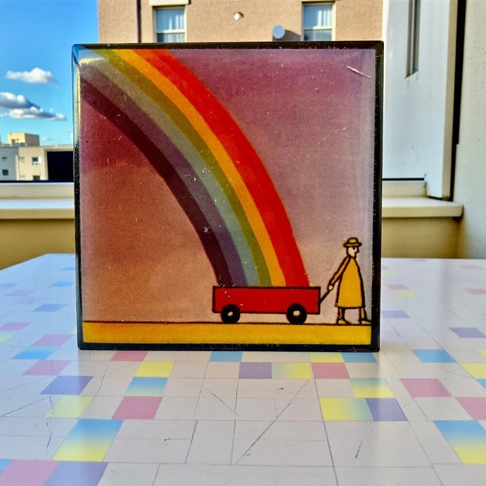Vintage Black Lacquer Trinket Box RAINBOW & Wagon Small 2