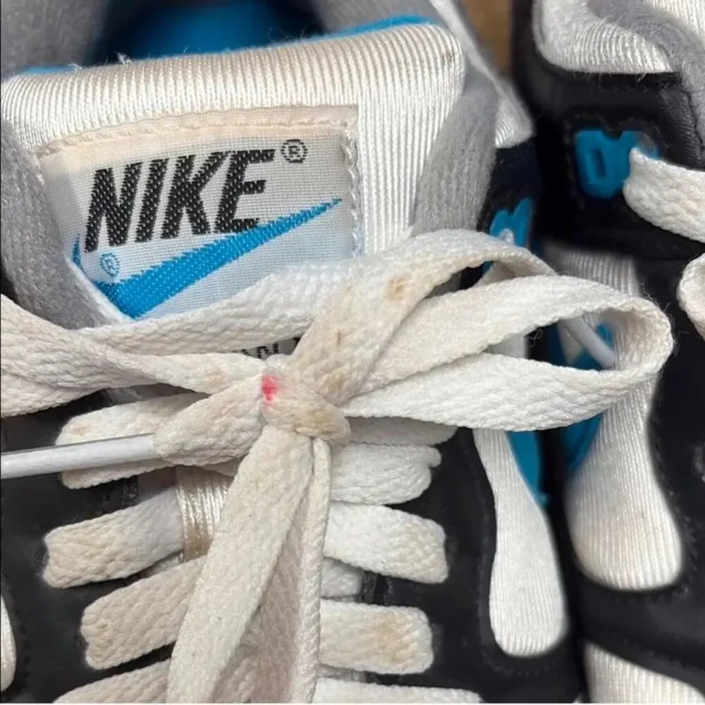 Nike cushioned sneakers