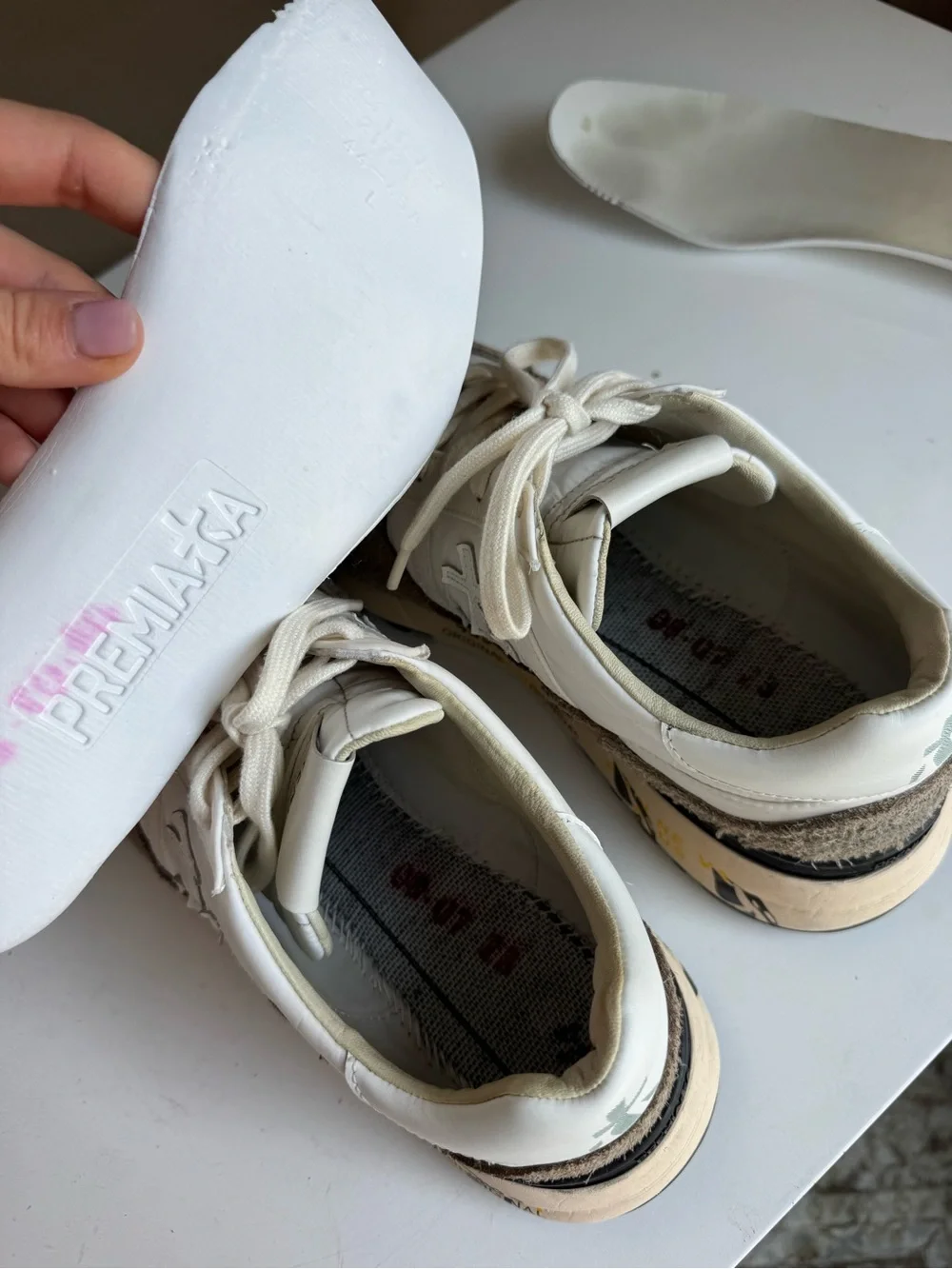 Premiata white taupe
