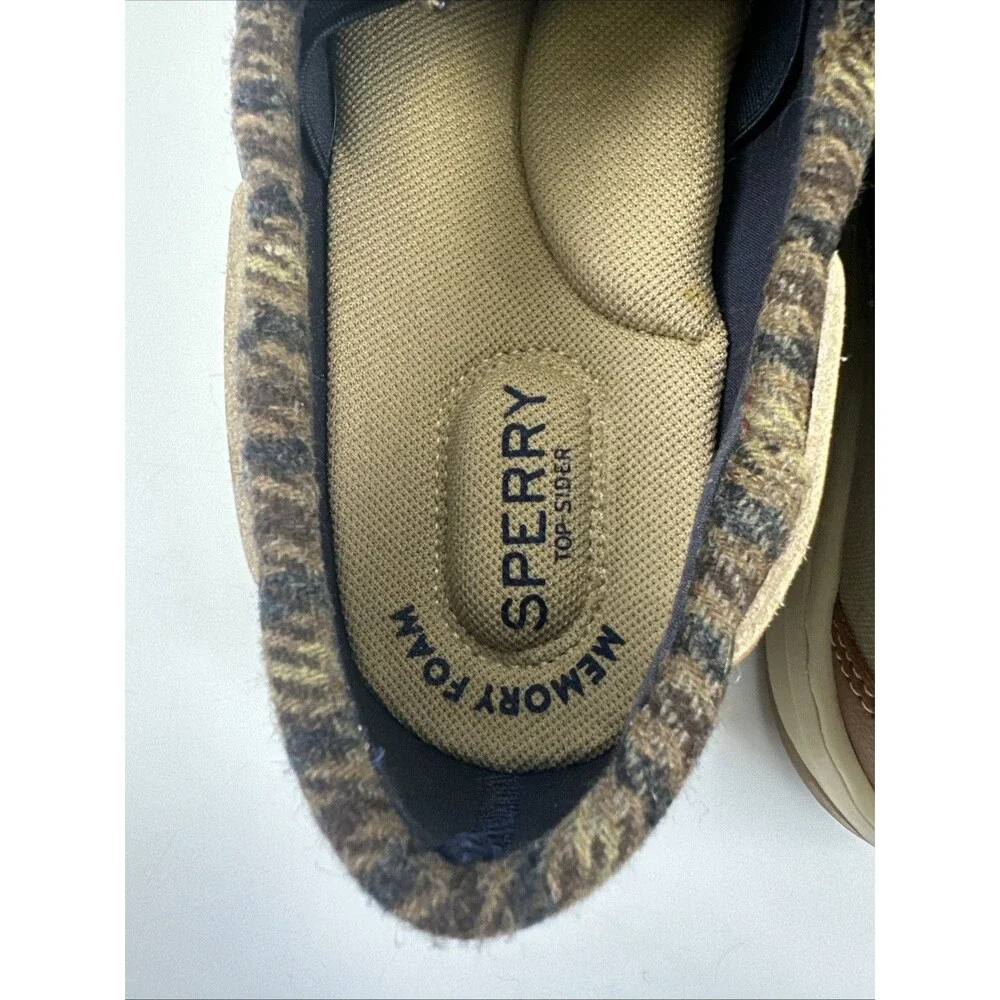Sperry boat shoe