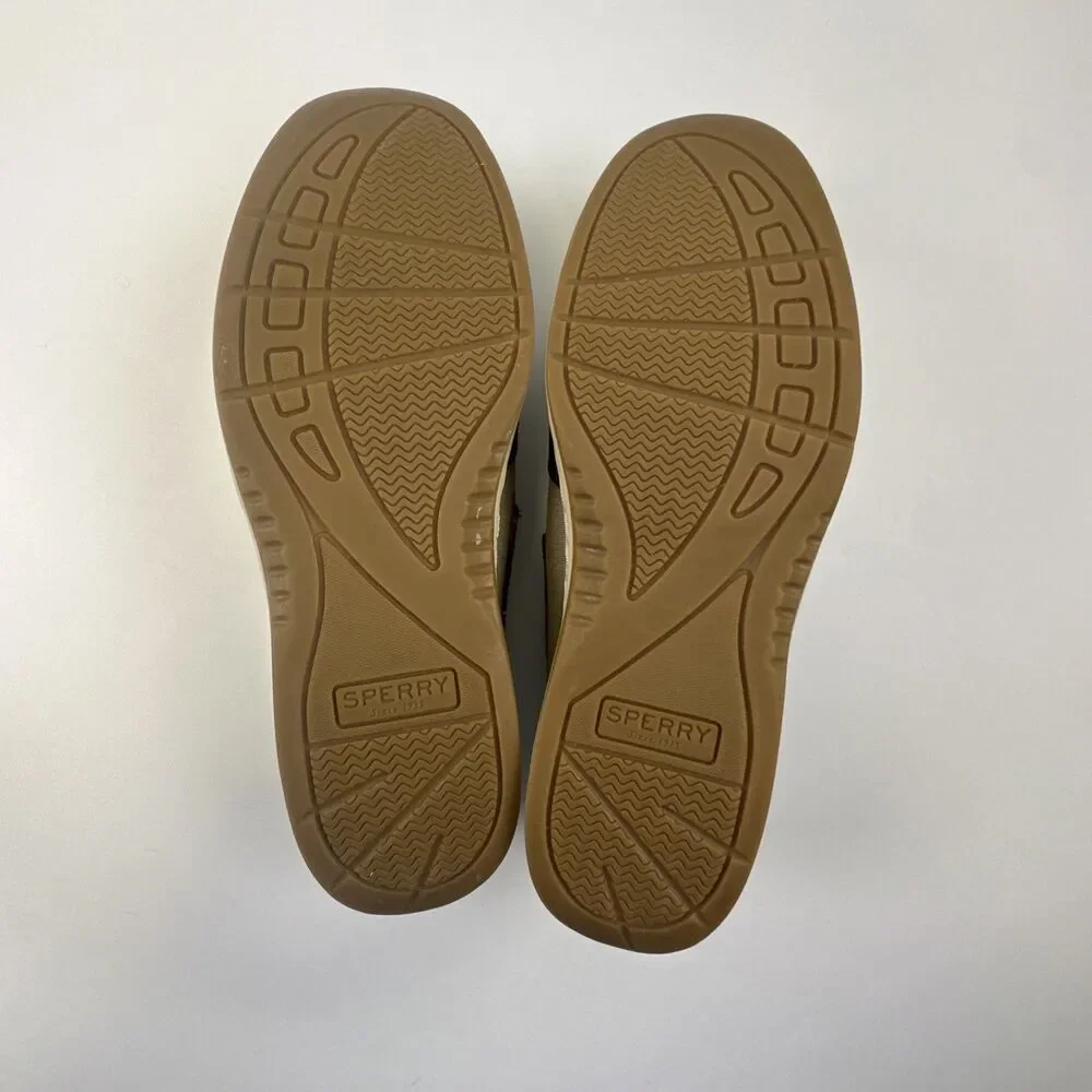 Sperry boat shoe