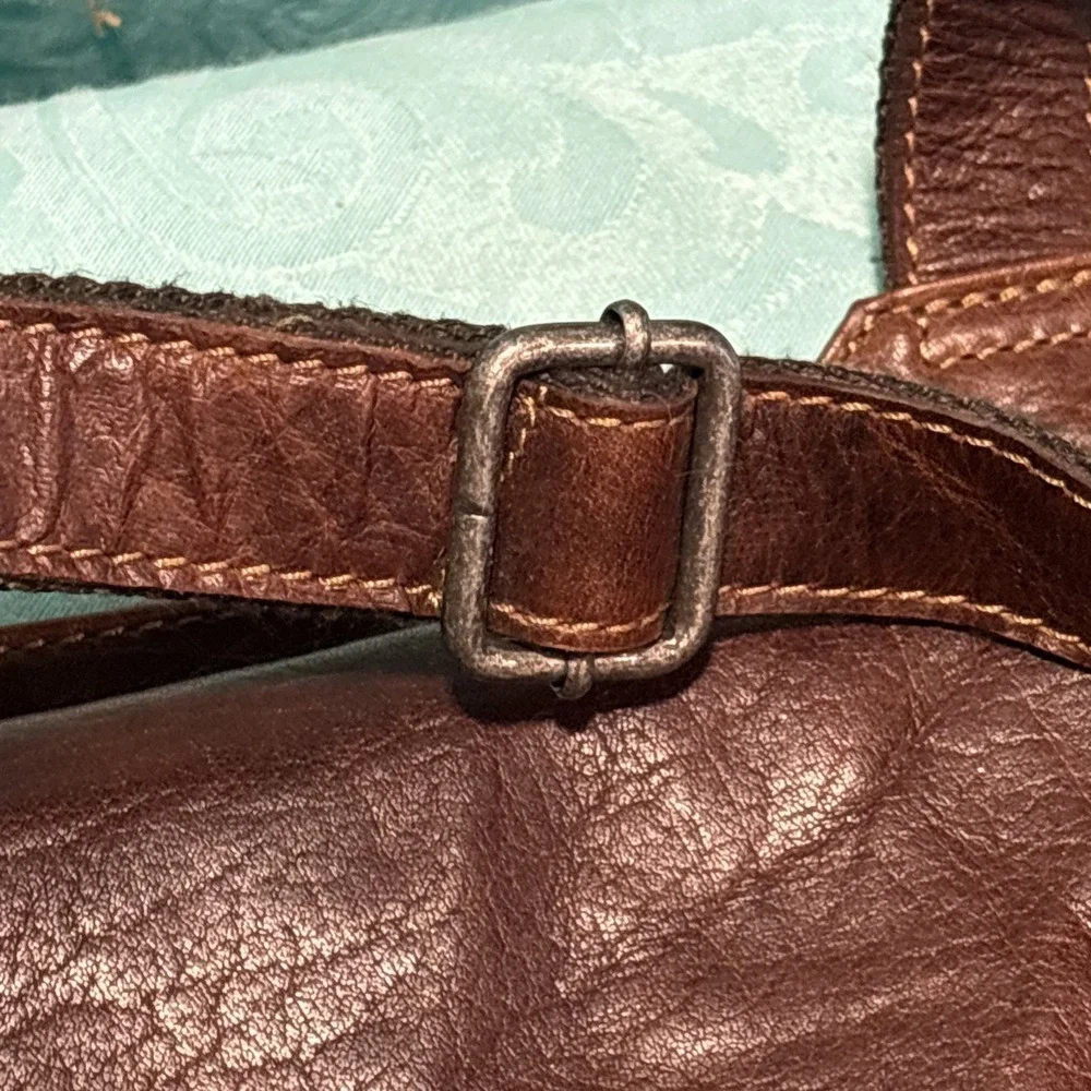 Jack Georges Leather Crossbody Bag Brown‎ Pockets Purse Adjustable Strap
