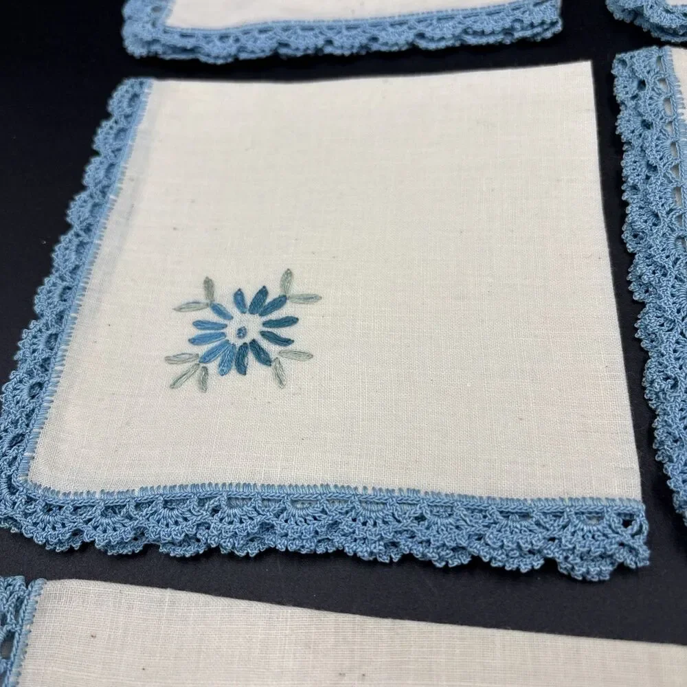 6 Linen Lace Bordered Blue Napkins‎ Vintage  10x10 Cream Linen