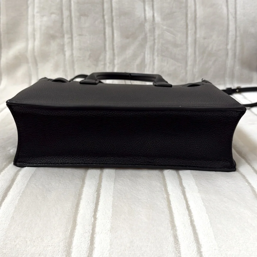Halston Heritage chic black