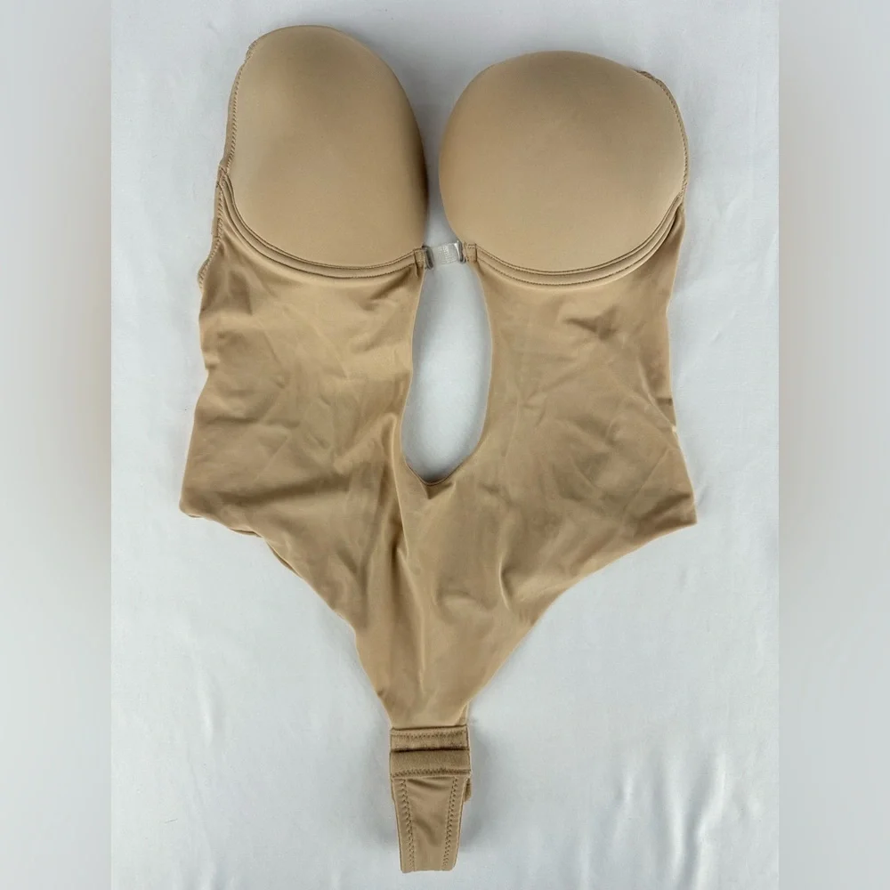 Feeling Girl Underwire Bra and Thong Shaper