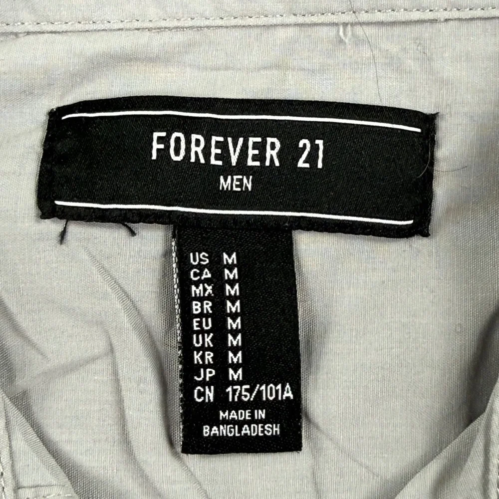Forever 21 keywords minimalism