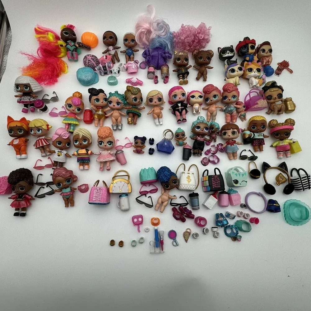 LOL Surprise Dolls Huge Lot – 2.10 lb Figures, Pets, Accessories –‎ Mixed Series