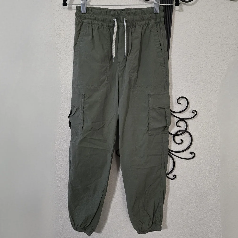 lululemon athletica vuori scout