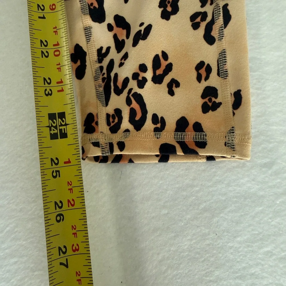 Fabletics these leopard