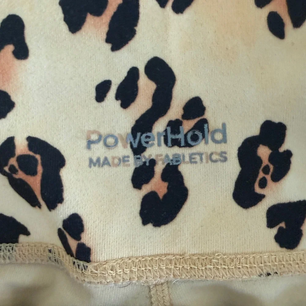Fabletics these leopard