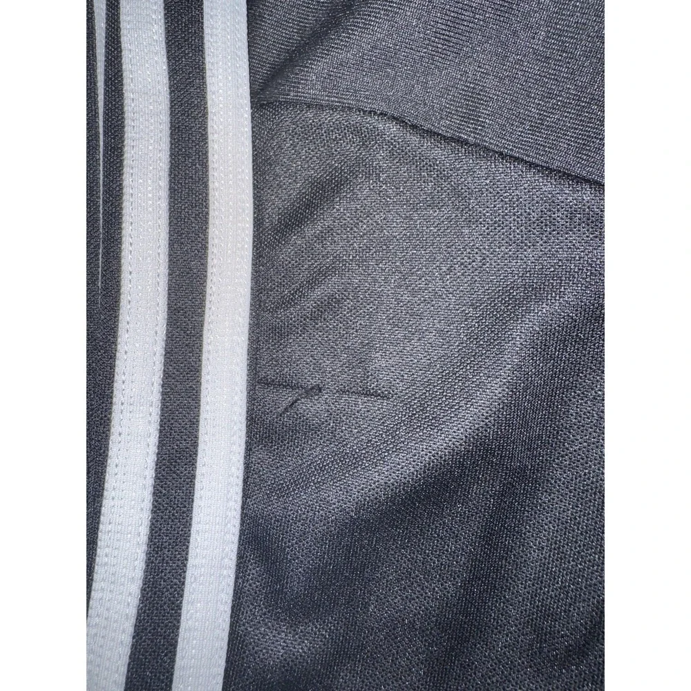 adidas women stripe