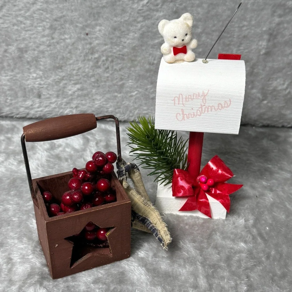Mini Primitive Wood Star Basket Décor Faux Cranberries‎ Country Farmhouse Rustic