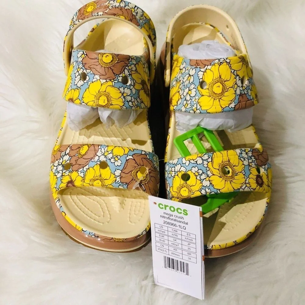 CROCS mega crush