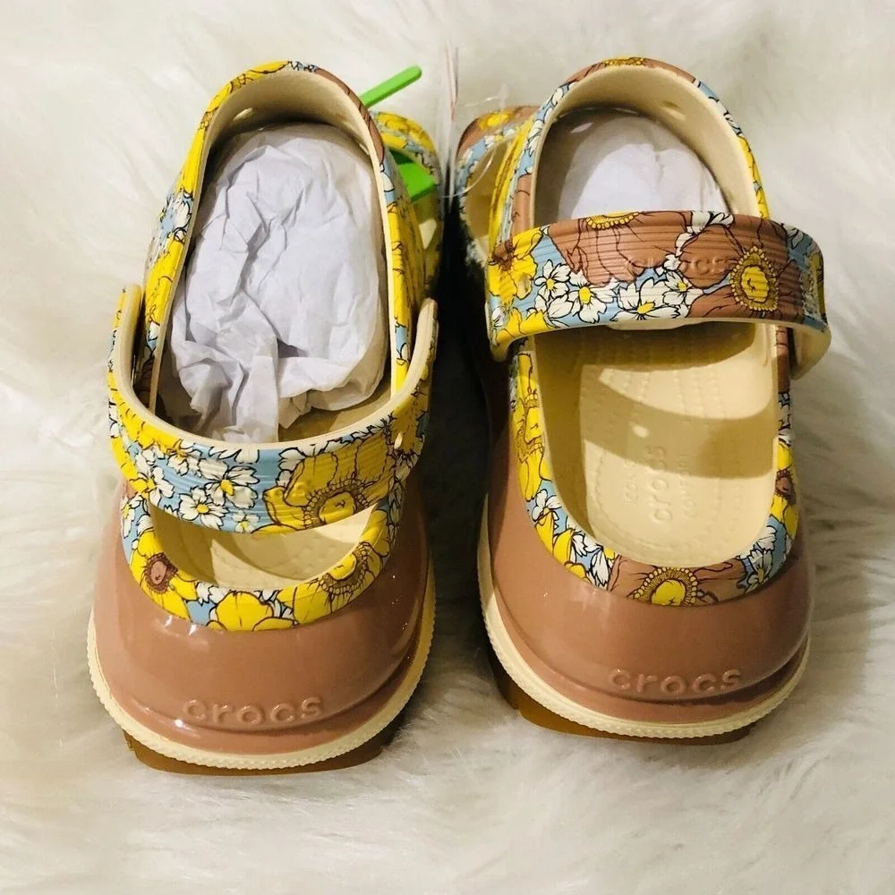 CROCS mega crush