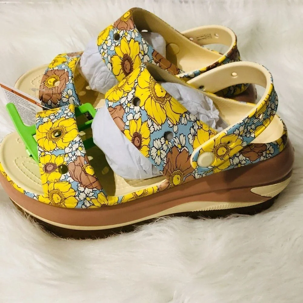 CROCS mega crush