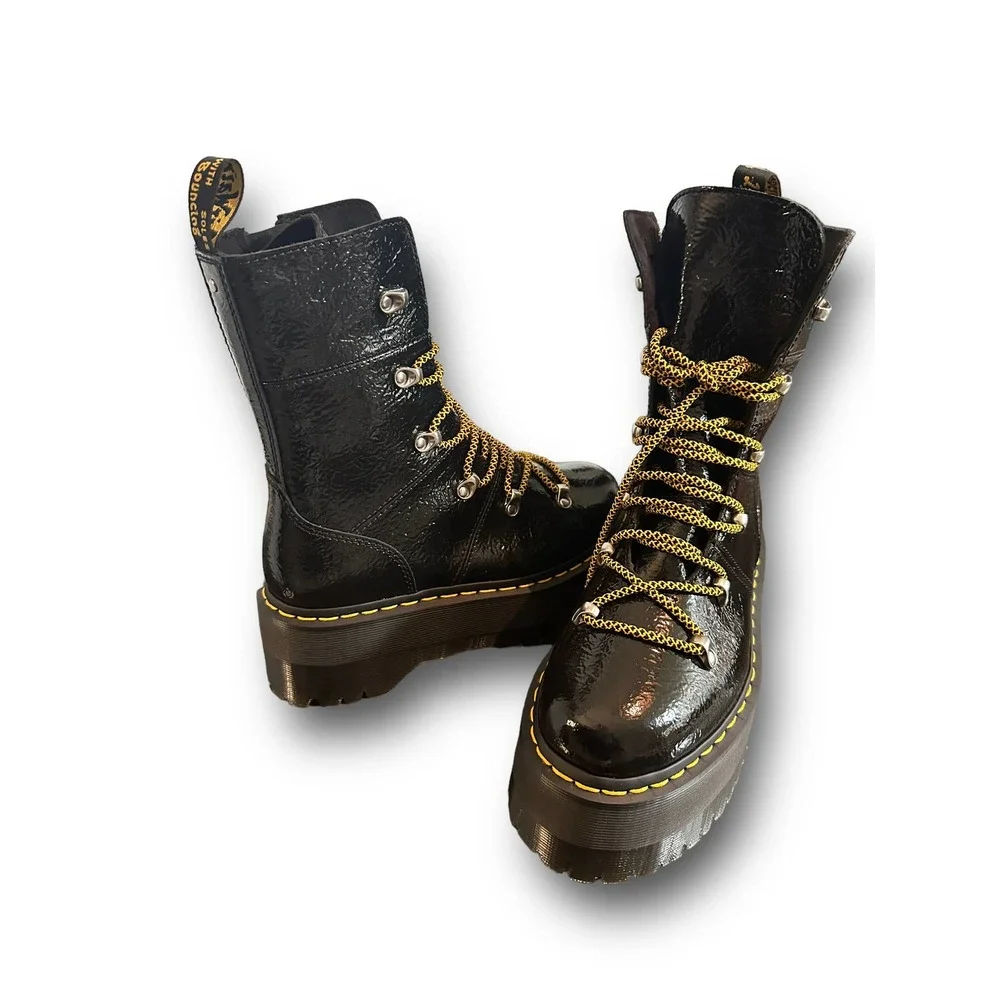 Dr. Martens appearance distressed boot