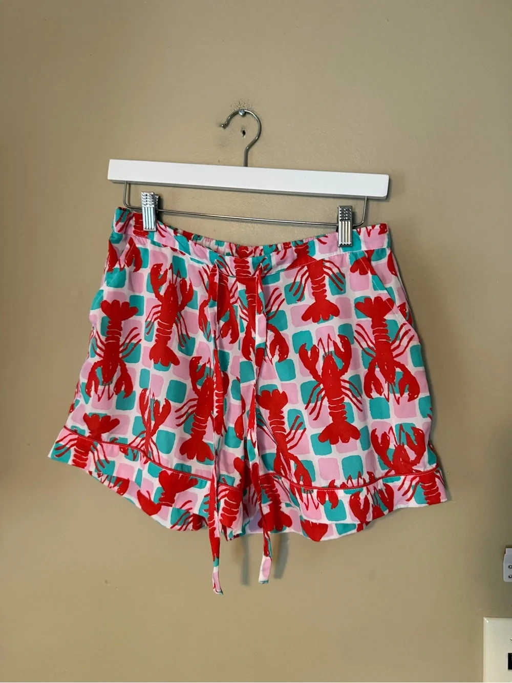 Bouffants And Broken Hearts lightweight short