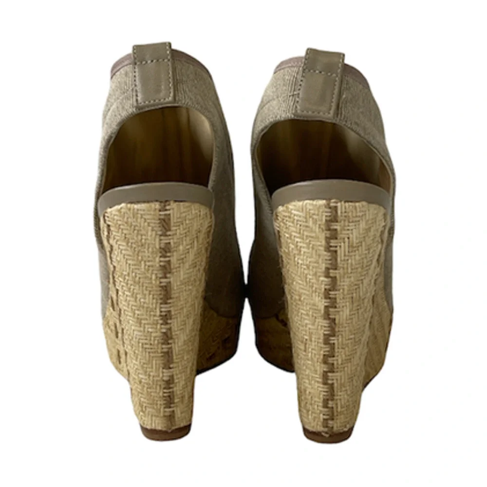 Stuart Weitzman these stuart