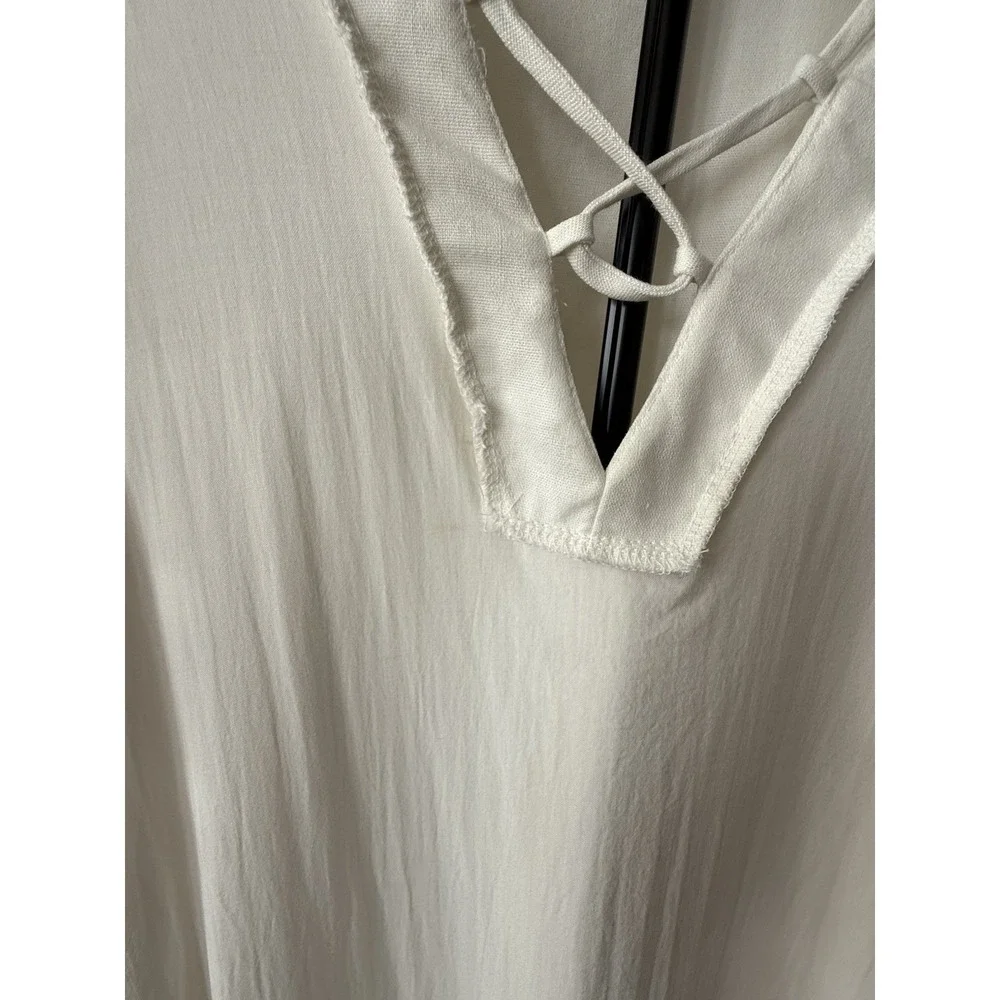 Chrysanthemum linen blend