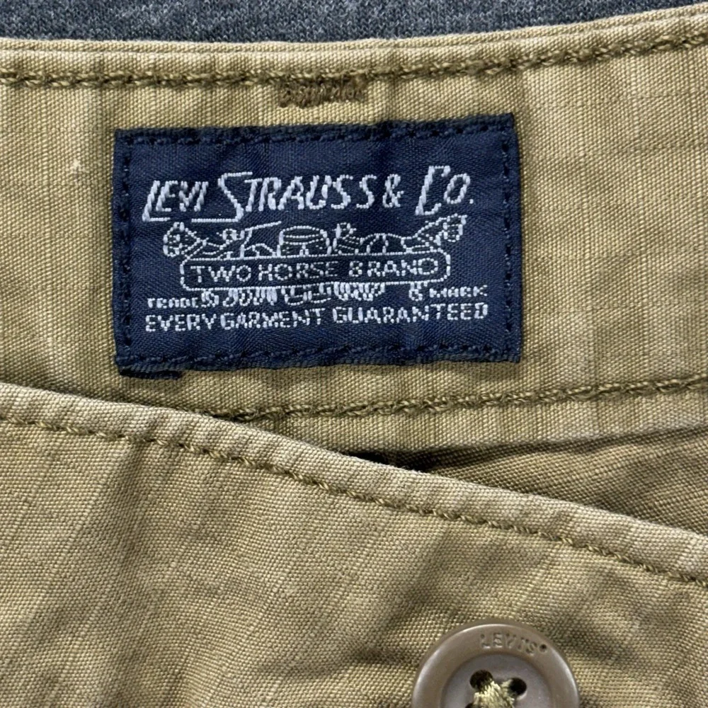 Levis levi cargo