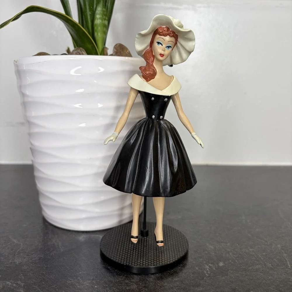 1993 Mattel‎ From Barbie with Love 353647 After Five 1962 Enesco Figurine 6.25