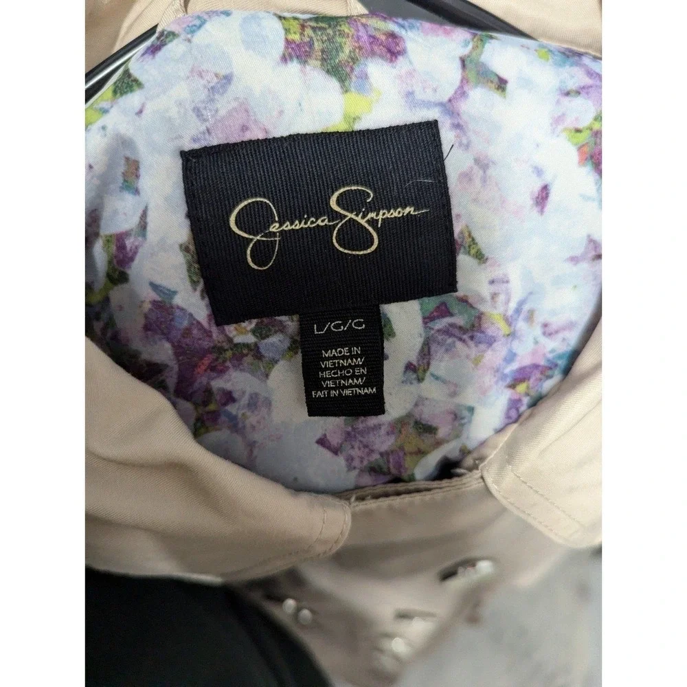 Jessica Simpson pre owned