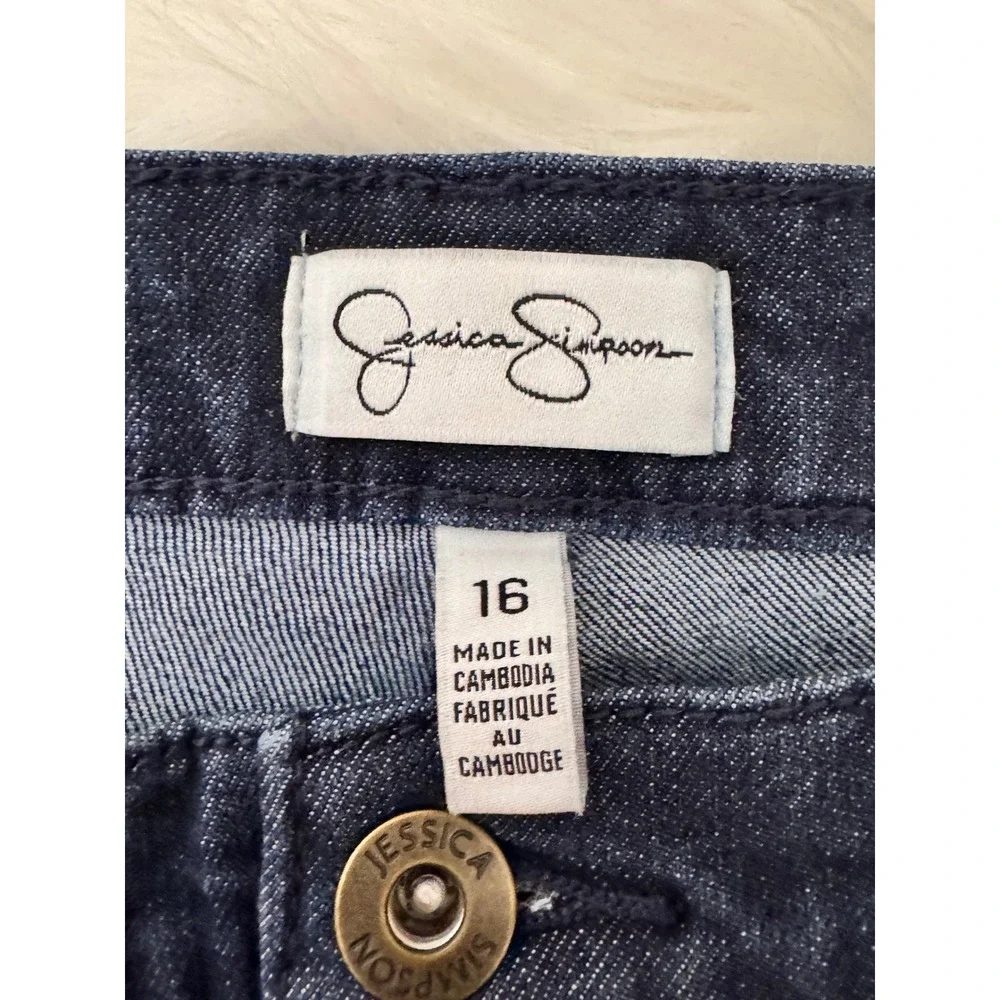 Jessica Simpson five accepted