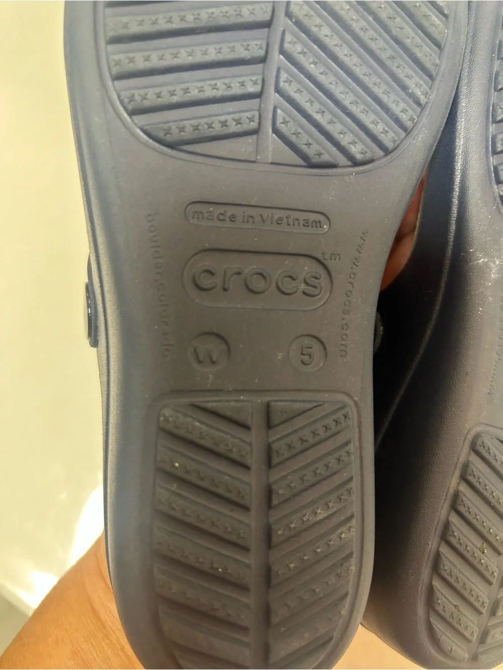 CROCS new not