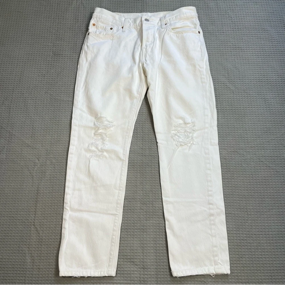 Levi’s 501‎ CT Jeans 26 Womens Custom Tapered Button Fly Distressed White