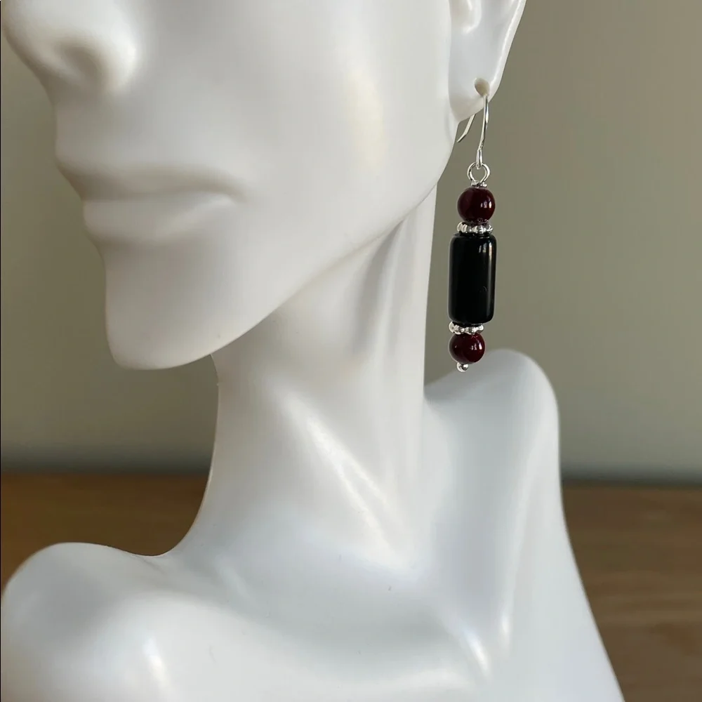 HAND CRAFTED EARRINGS Classic Black Burgundy Red Dangle Drop Earrings