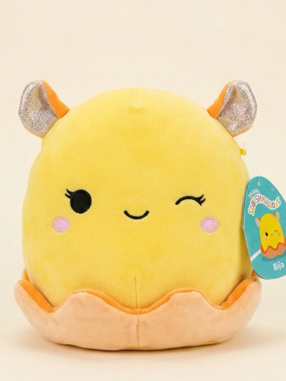 Squishmallows Bijan the Yellow Dumbo Octopus 8 Plush NWT