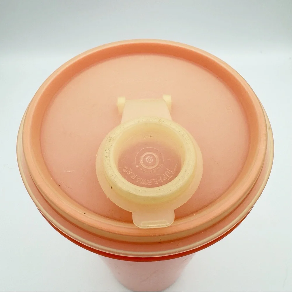Tupperware juice storage